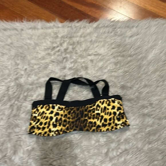 Ingear‎ women’s cheetah print tan and black swimsuit top size small - Picture 1 of 6